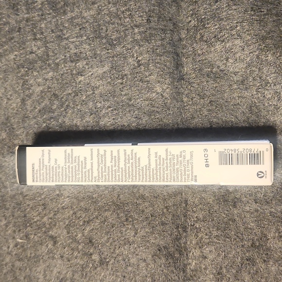 3 FOR $9 Wet n Wild Concealer NEW 3 FOR $9 - Picture 2 of 5